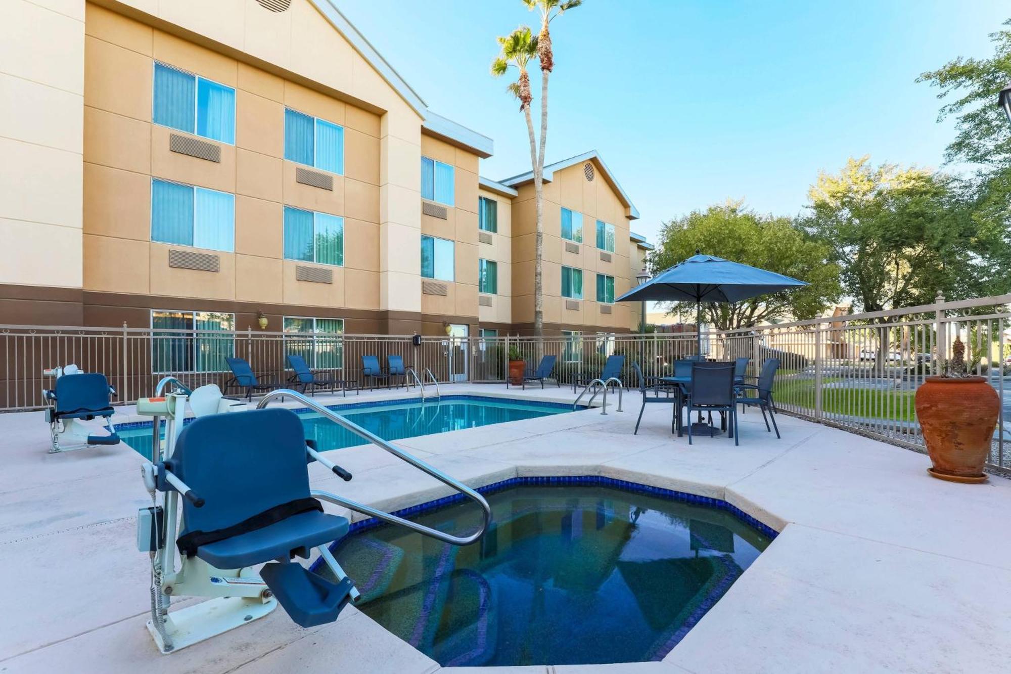 Fairfield Inn & Suites By Marriott יומה מראה חיצוני תמונה